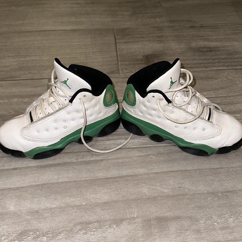 Boy Jordan 13s - Picture 7 of 7